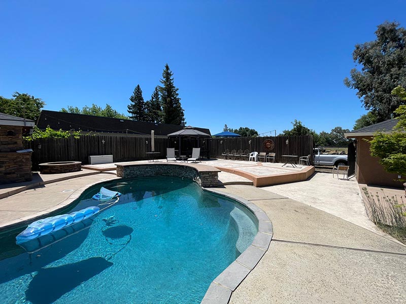 Backyard paving & masonry